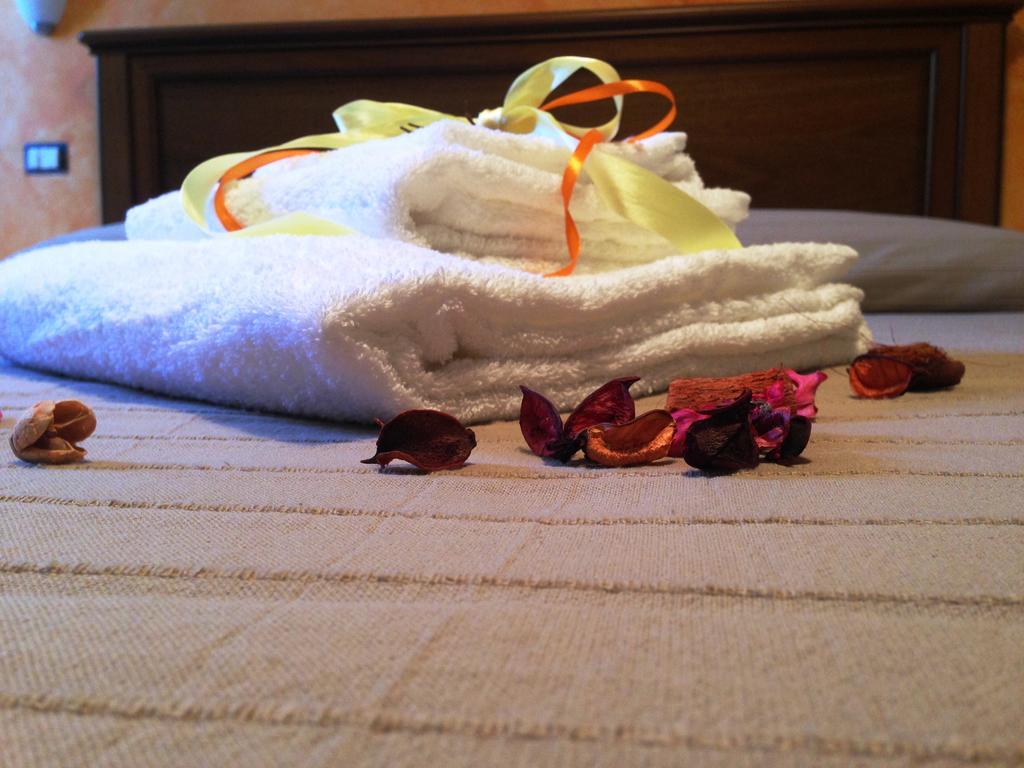 Bed and Breakfast Al Casale Dei Nonni Laureana Cilento Exterior foto