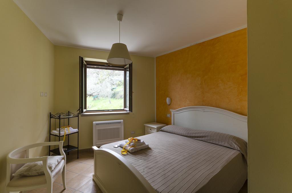 Bed and Breakfast Al Casale Dei Nonni Laureana Cilento Exterior foto