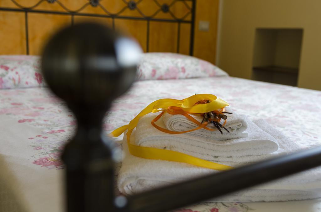 Bed and Breakfast Al Casale Dei Nonni Laureana Cilento Exterior foto